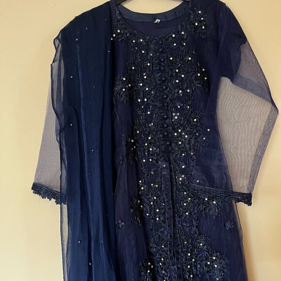 3 Piece Formal Wear Navy Blue Suit - Pakistani/Indian - Picture 1 of 2